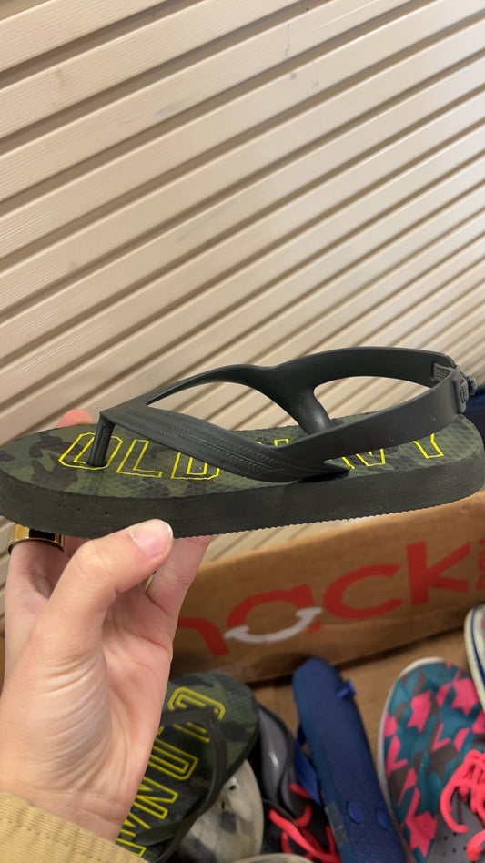 Old Navy Sandals Youth 10 
