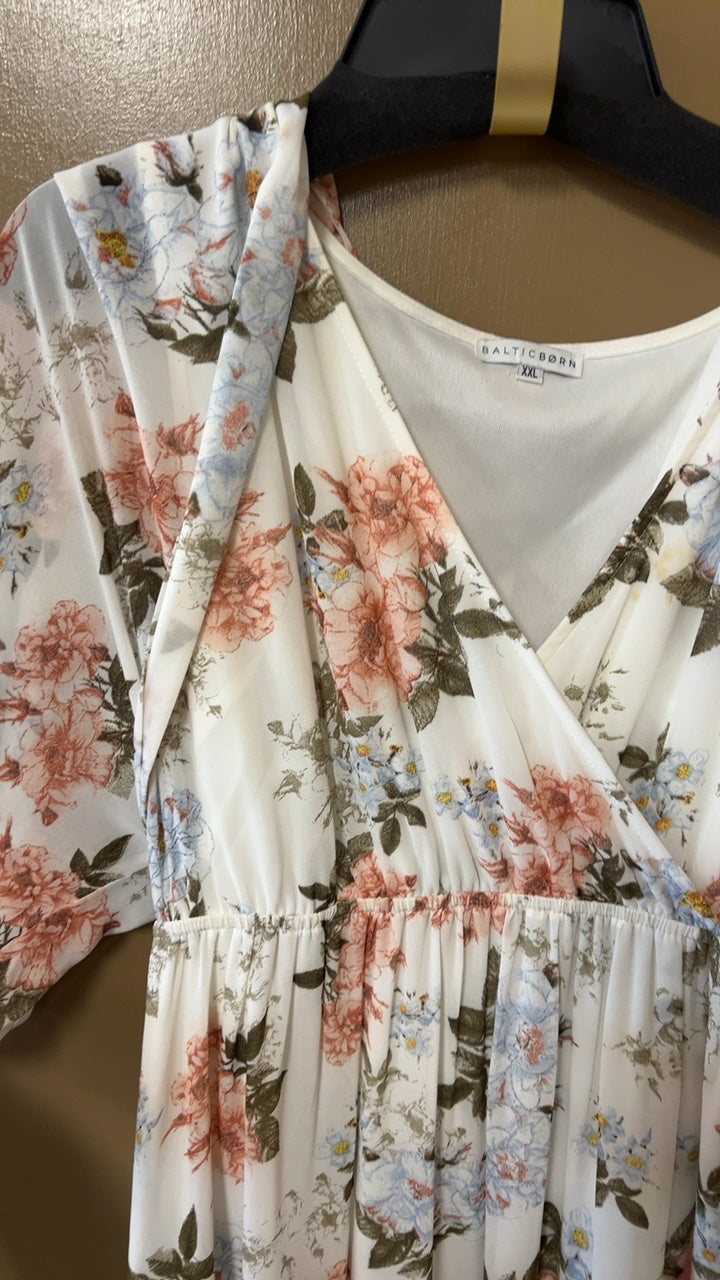 Balticborn Dress XXL Cream with floral pattern