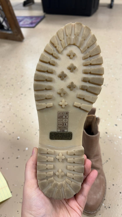 Blowfish Boots 6 Beige