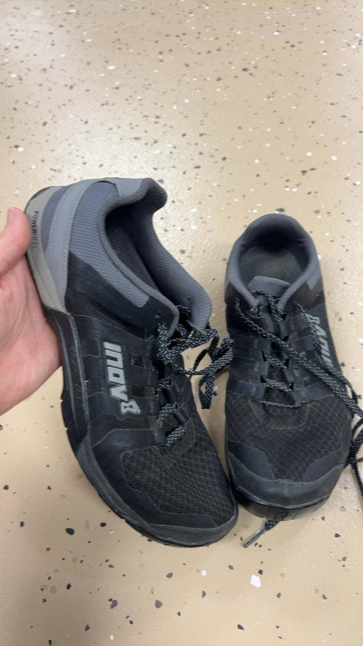 Inov Sneakers 8 Black and gray