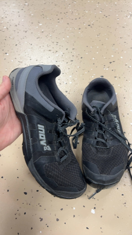 Inov Sneakers 8 Black and gray