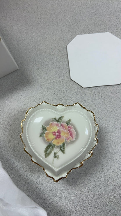 Decorative tray 