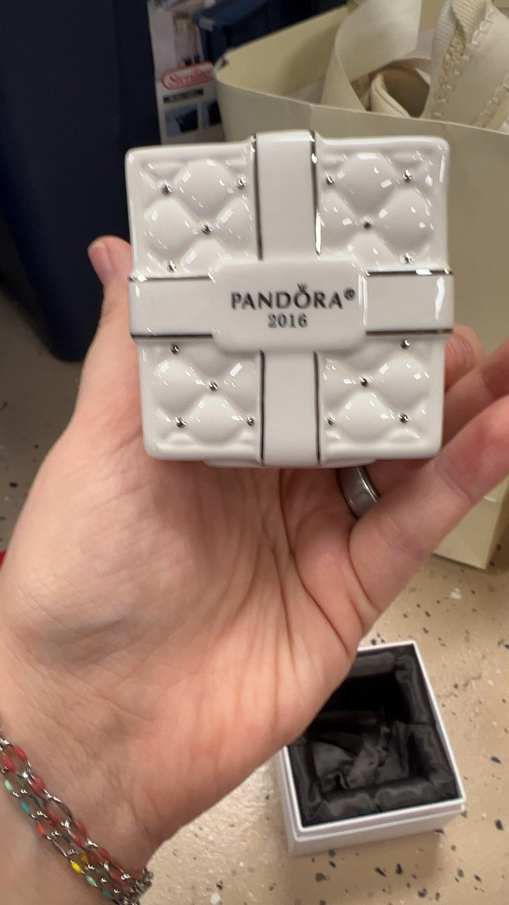 PANDORA Christmas Ornaments White