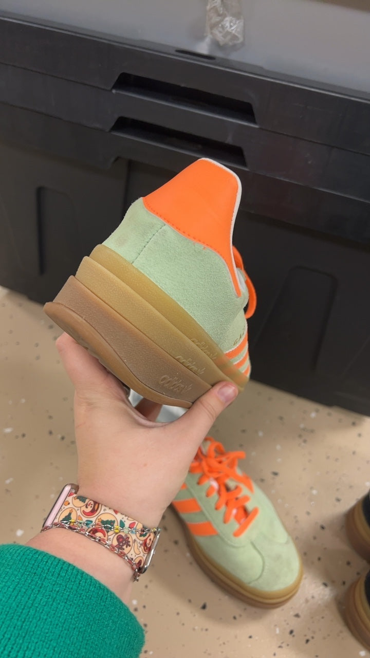 adidas Sneakers 9 green and orange