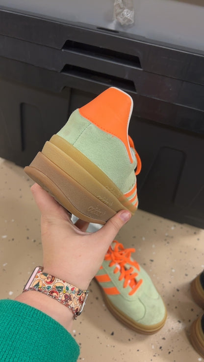 adidas Sneakers 9 green and orange