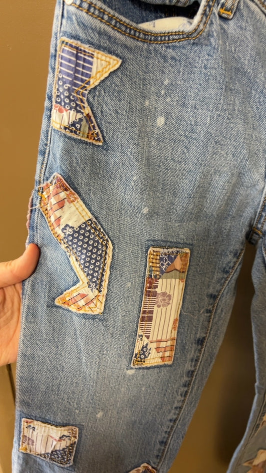 Pilcro Jeans 25 in Waist Light Blue with multicolored patches