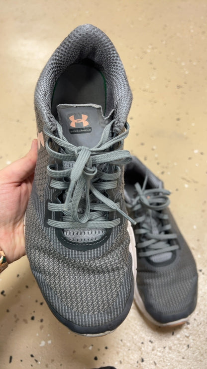 Under Armour Sneakers 8.5 Gray