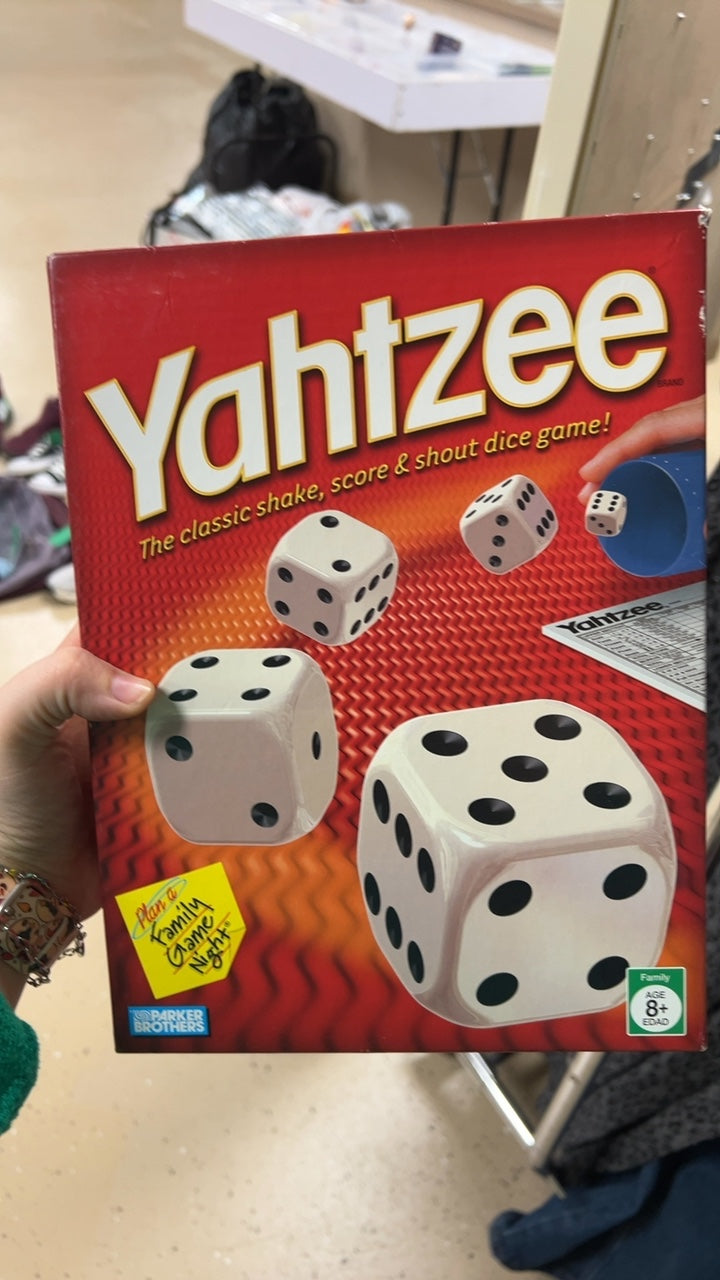 Yahtzee Game Red