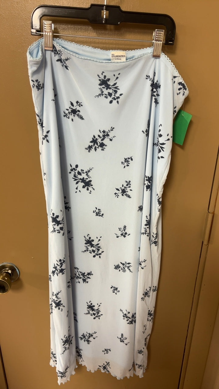 No Boundaries Skirt Large blue floral