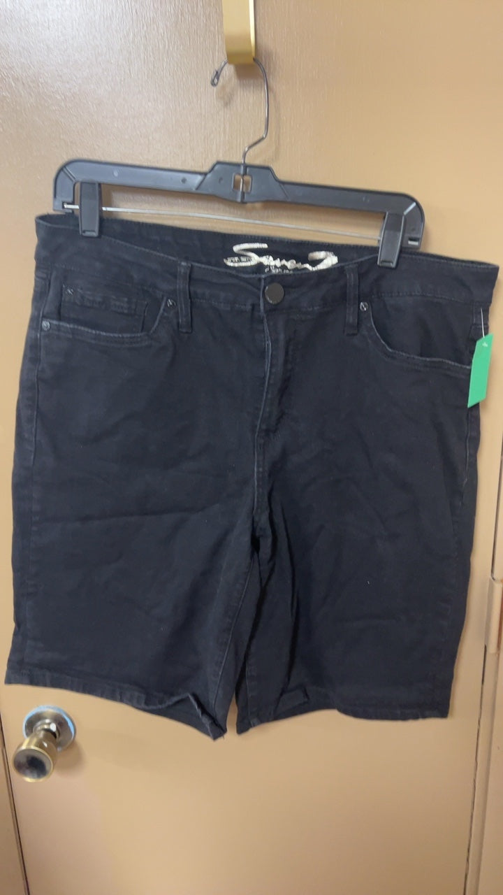 Black Shorts 16