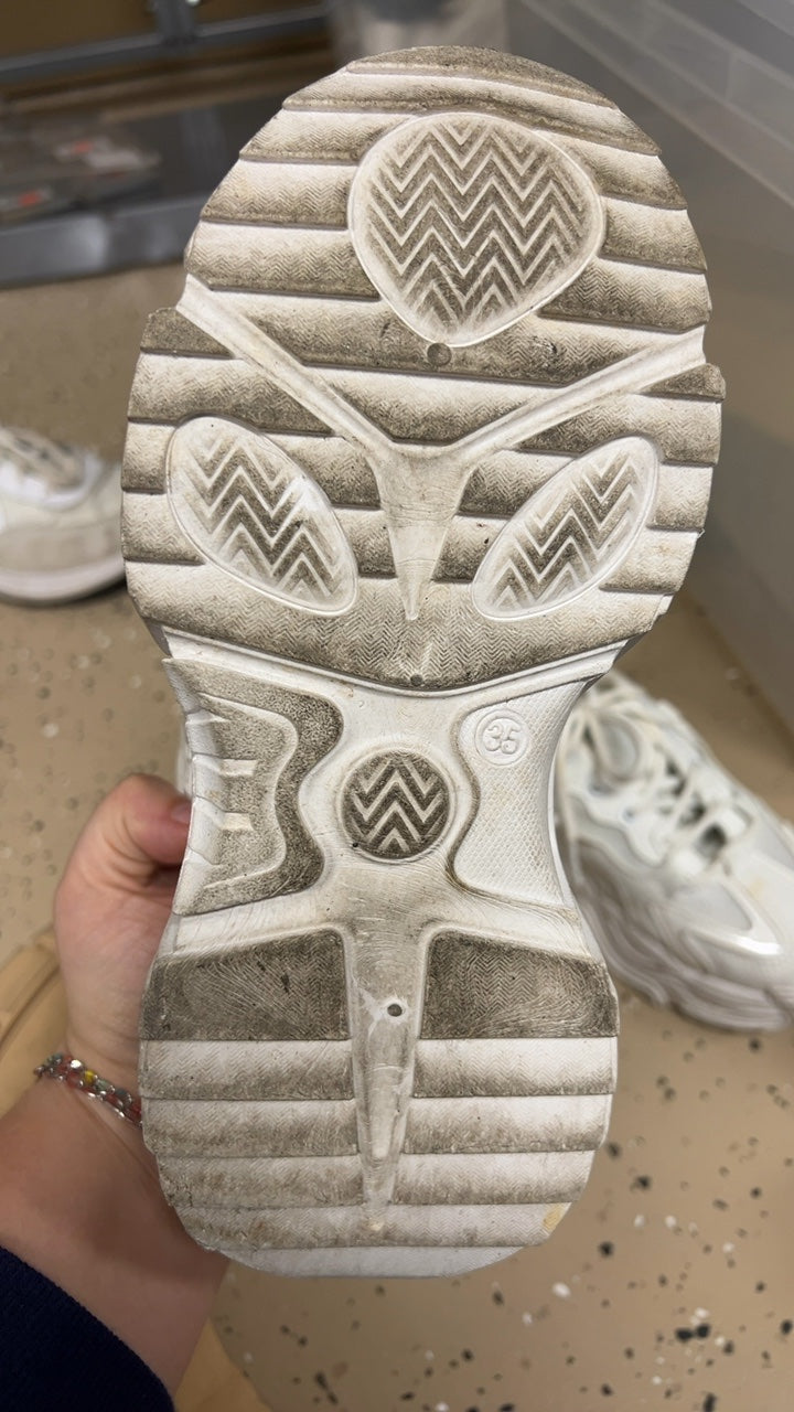 Unknown Sneakers 5 White