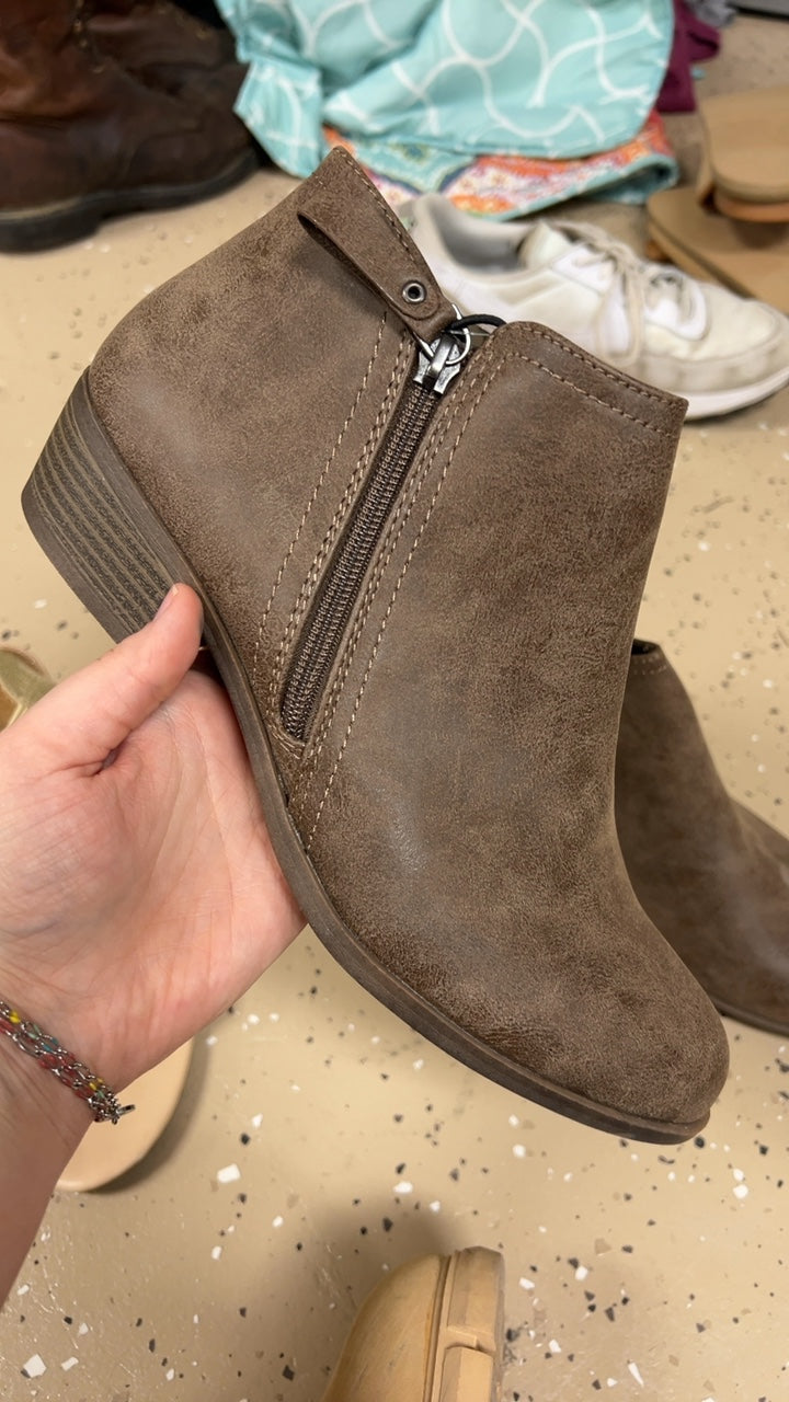 Boots 10 Taupe