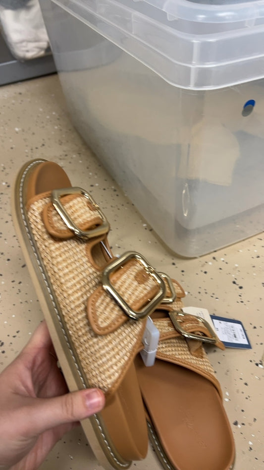 Sandals 10 Beige