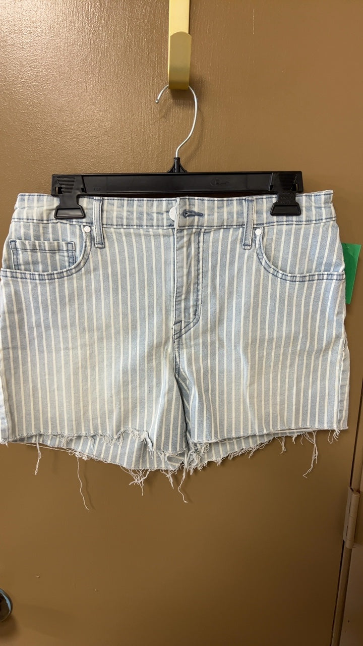 Stripped Shorts 8