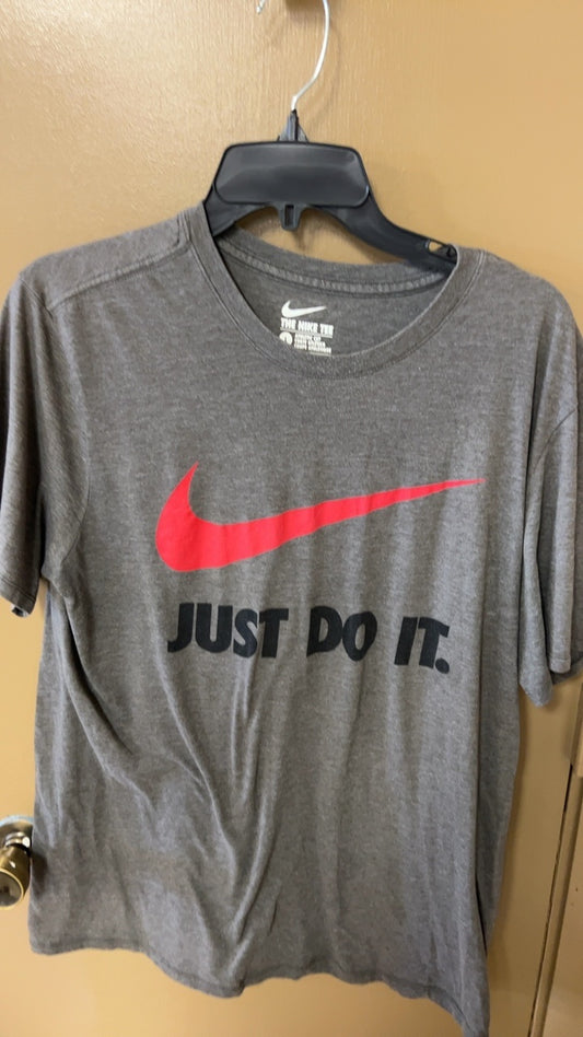 Nike T-Shirt MENS Large