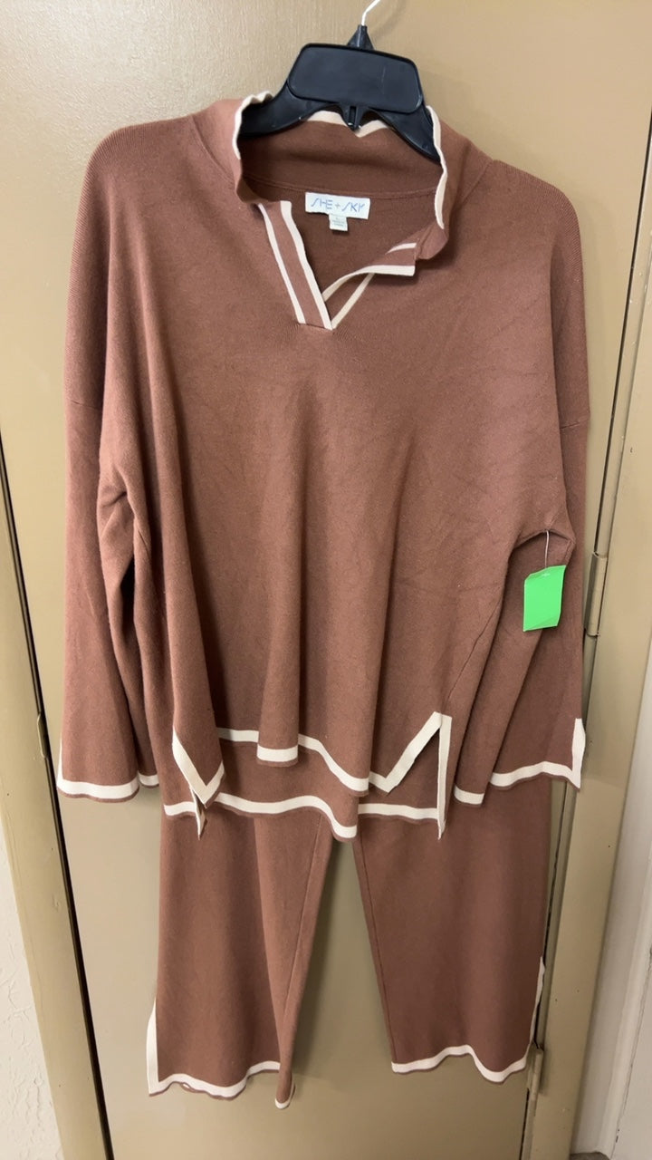 Boutique Sweater set Large