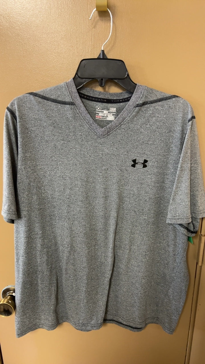 Under Armour T-Shirt Large