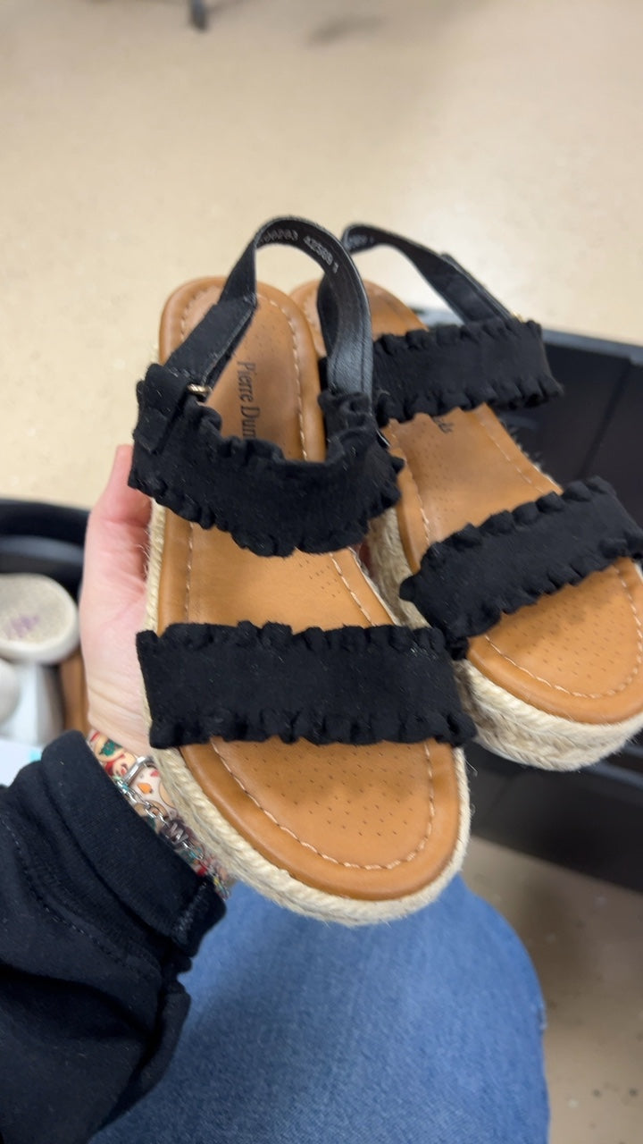 Pierre Dumas Sandals Youth 1