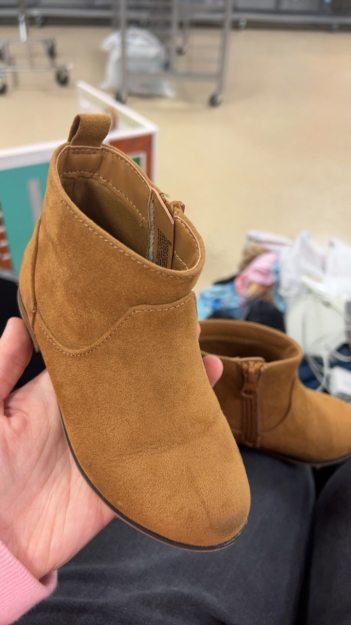Cat & Jack Ankle Boots Youth 9