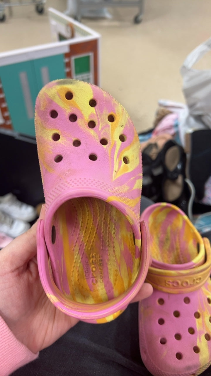 Crocs Sandals Youth 10 rainbow 