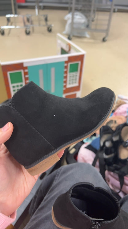 Boots Youth 9 Black