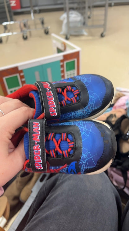 Spider-Man Sneakers Youth 8