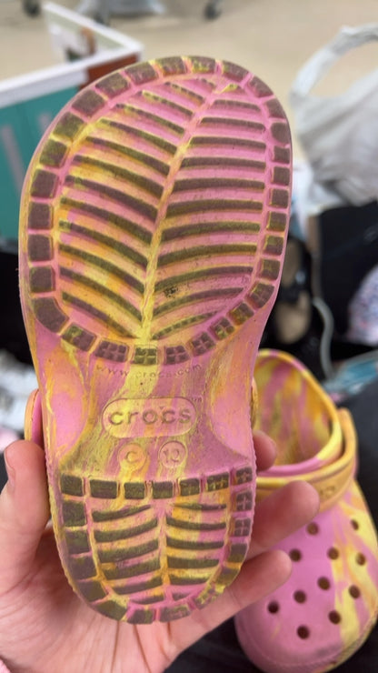 Crocs Sandals Youth 10 rainbow 