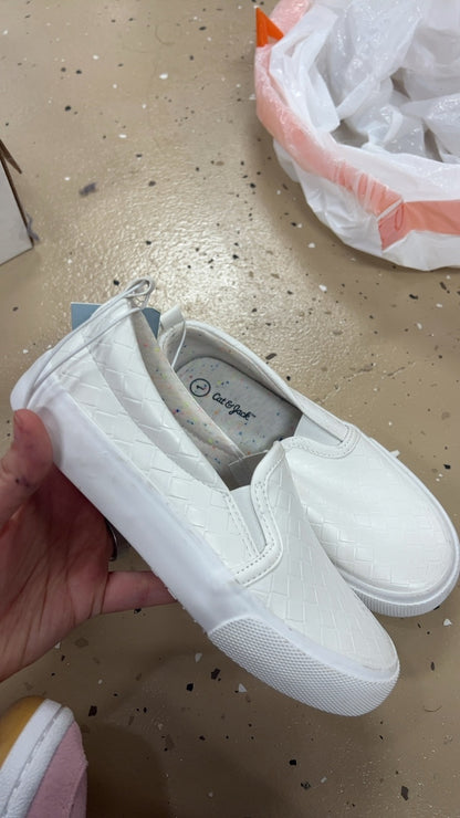 Cat & Jack Sneakers Youth 1