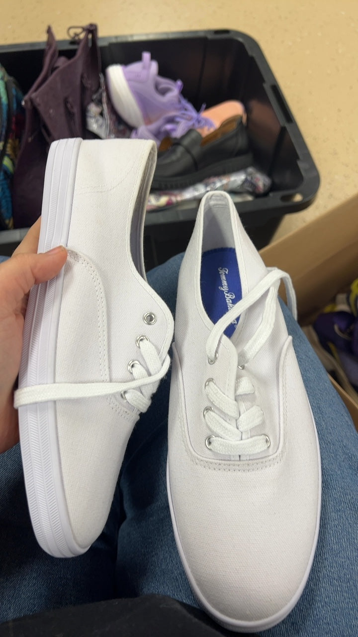 Tommy Bahama Sneakers 9