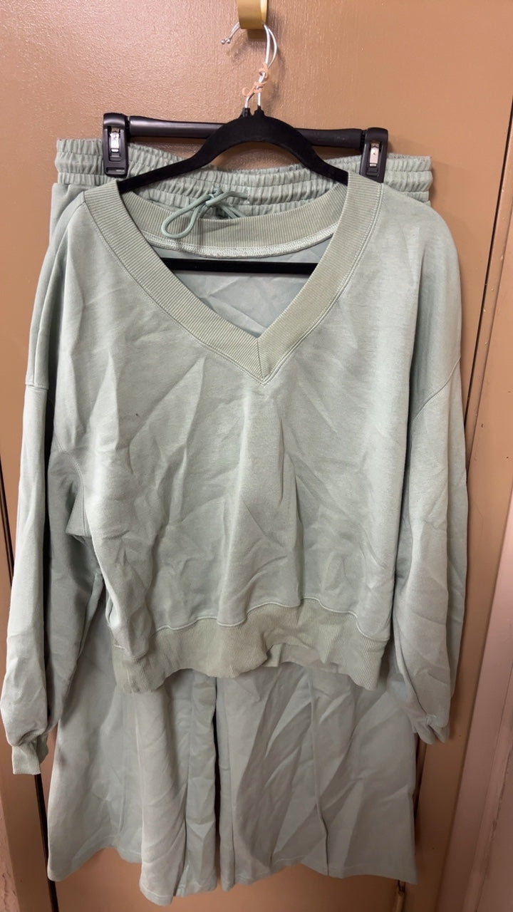 Boutique Sweat set XL