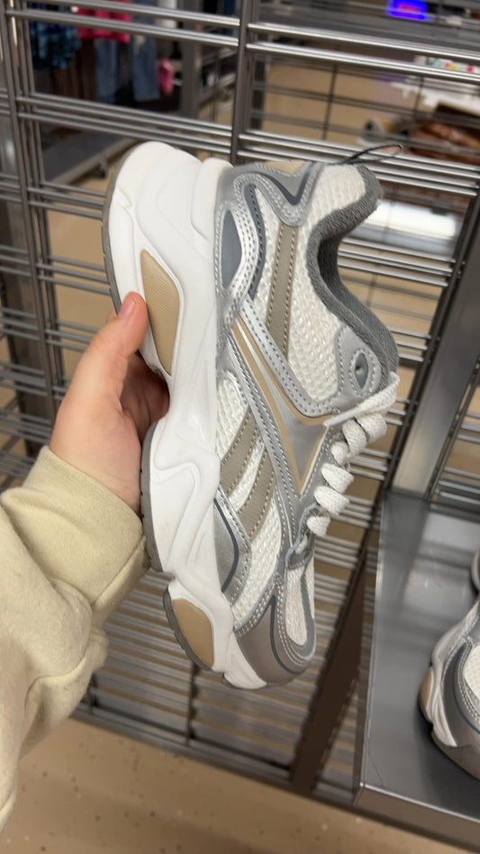Reebok Sneakers 8.5