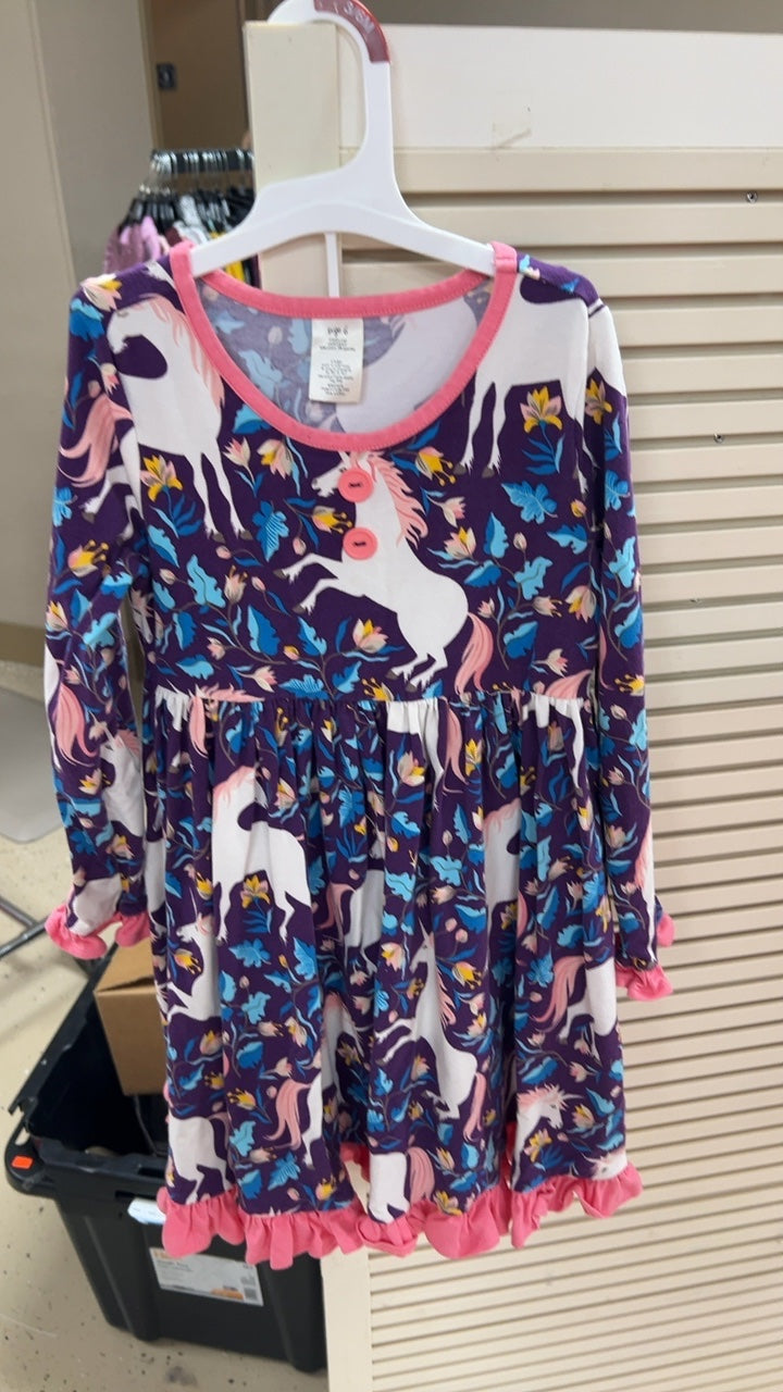 Dress Unicorn Youth 6
