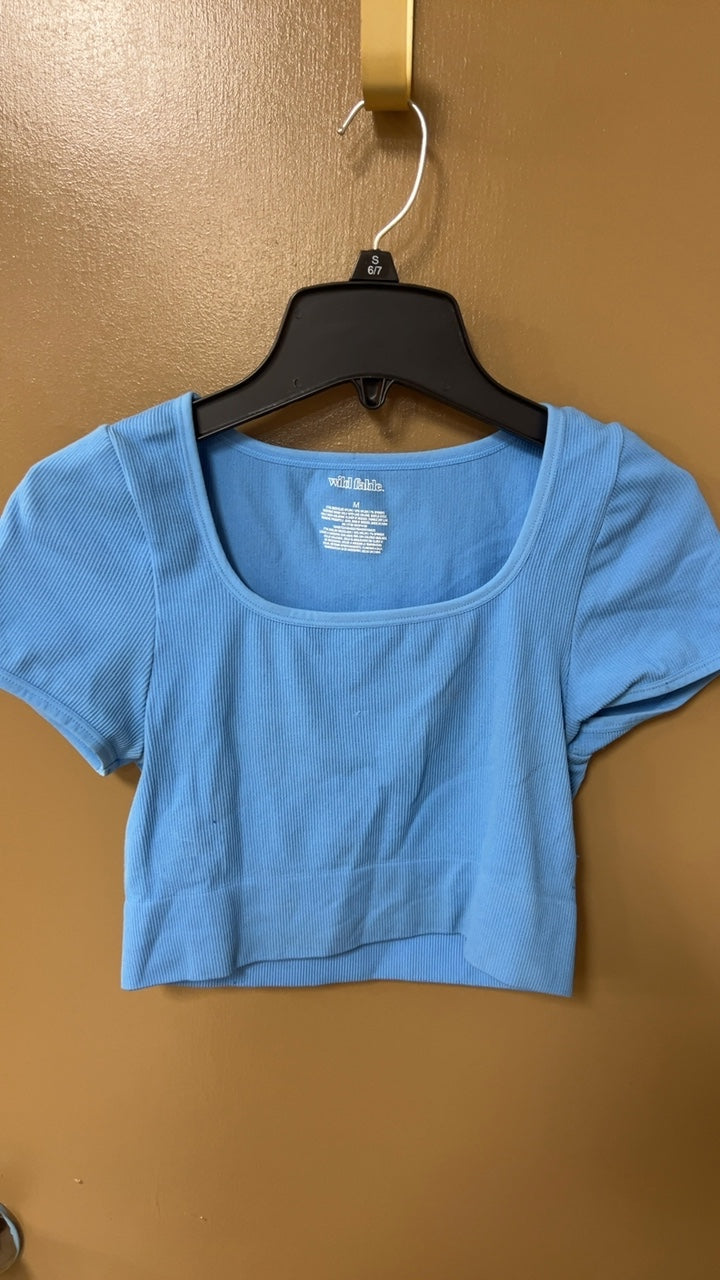 Wild Fable T-Shirt Medium