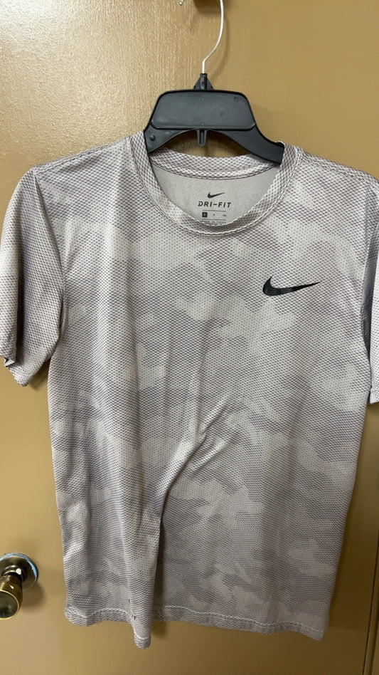 Nike T-Shirt MENS SMALL