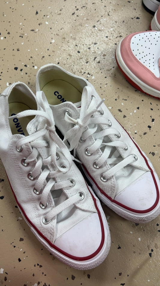 Converse Sneakers 8.5