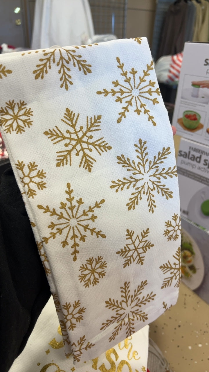 December Home Kitchen Towels
