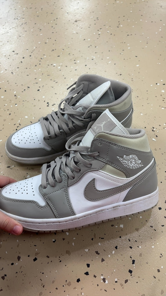 Nike Air Jordan Sneakers Mens 8 Gray