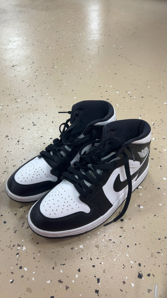Nike Sneakers 9.5 Black