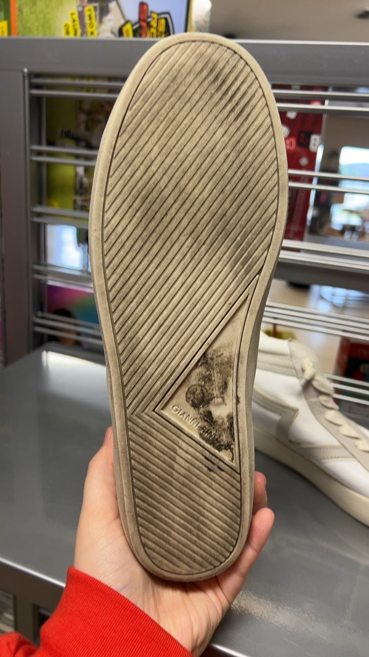 High top Sneakers 9.5