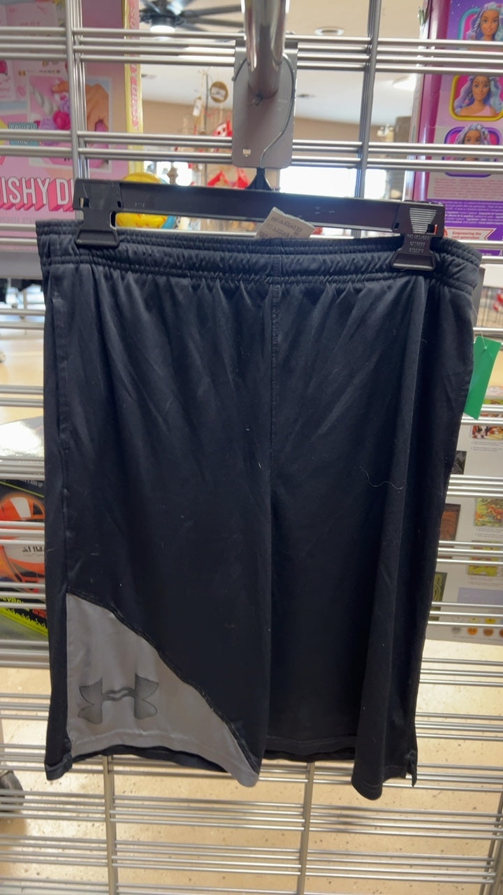 Under Armour Shorts Youth XL