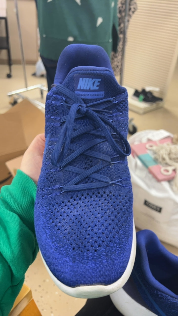 Nike Sneakers Mens 11
