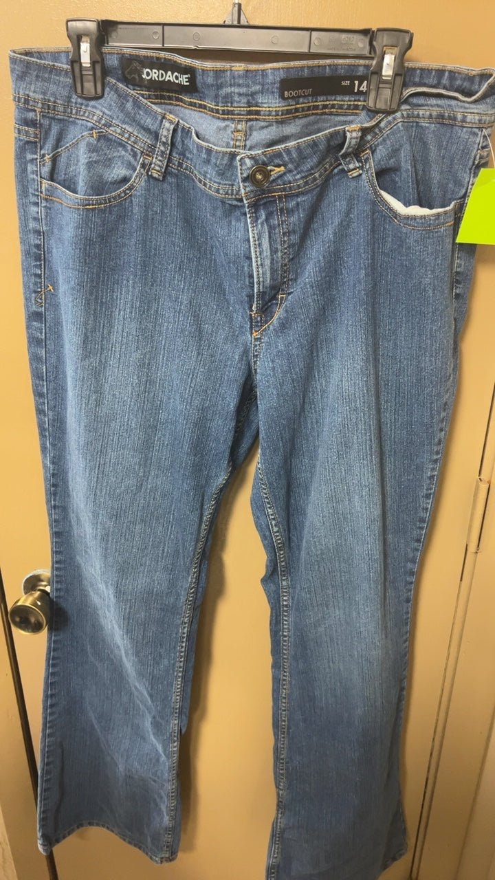 Bootcut Pants 14