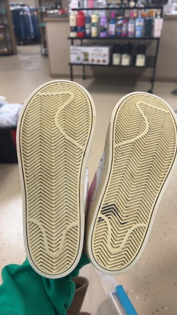 Nike Sneakers Youth 2