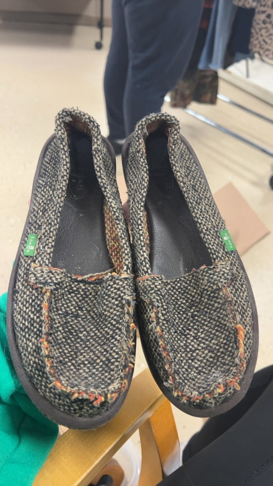 Sanuk Slippers 6