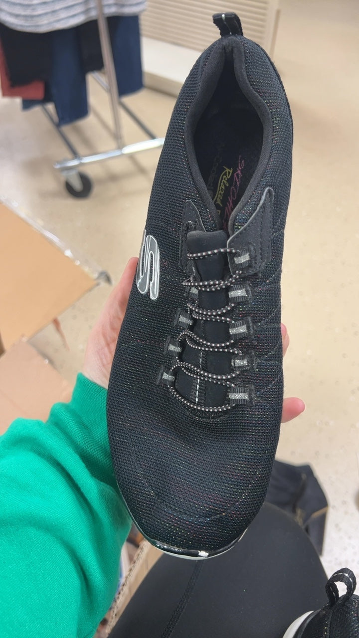Skechers Sneakers 9.5