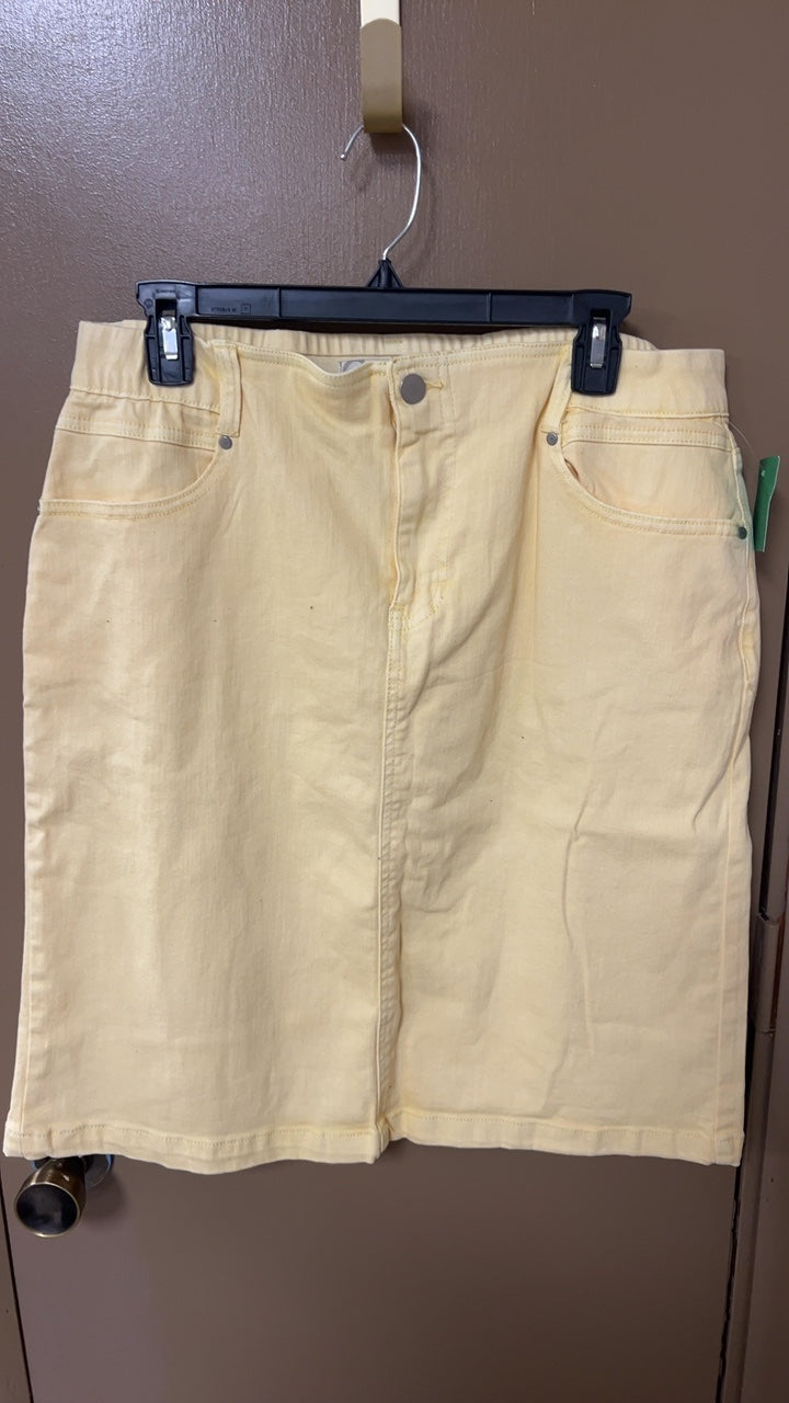 Yellow Skirt 16