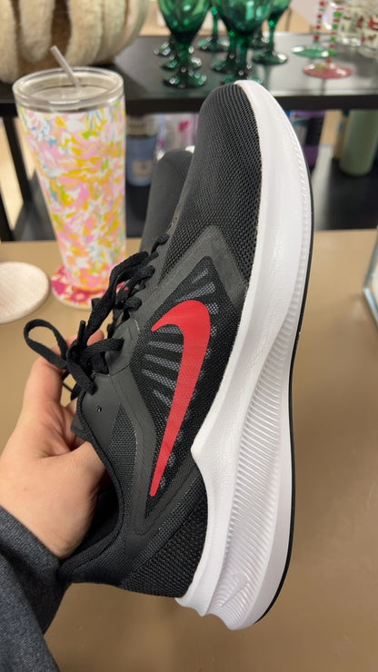 Nike Sneakers Mens 9