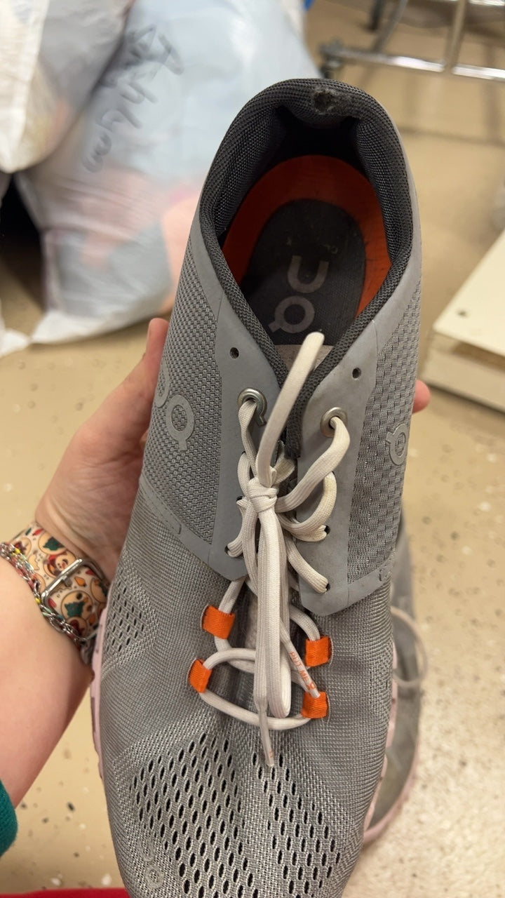 On Cloud Sneakers 10.5