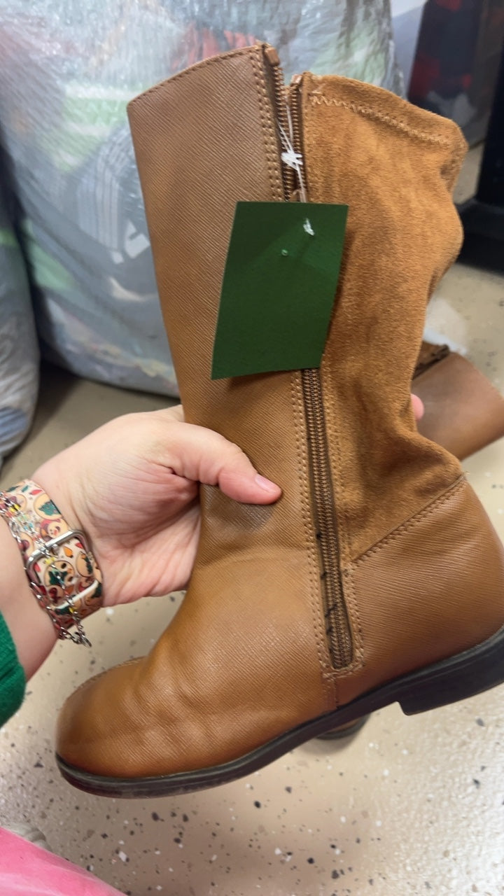 Boots Youth 1