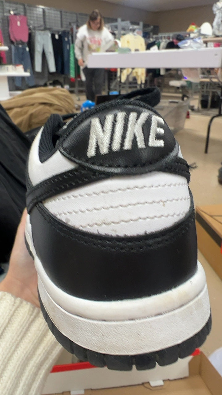 Nike Sneakers Youth 4.5